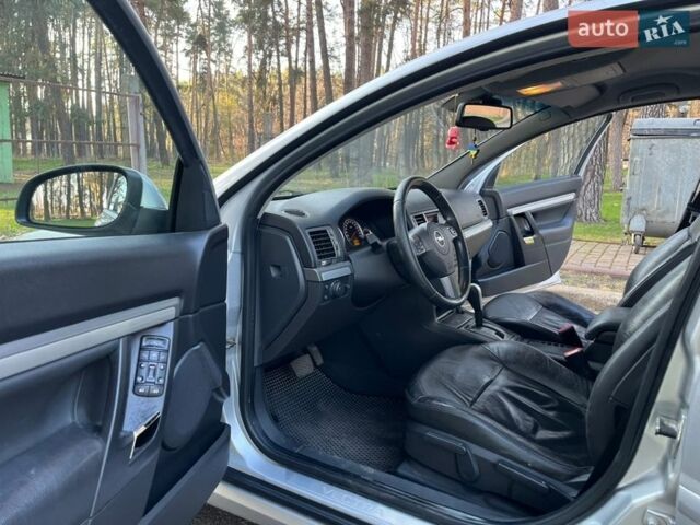 Сірий Опель Вектра, об'ємом двигуна 2.2 л та пробігом 314 тис. км за 4800 $, фото 19 на Automoto.ua