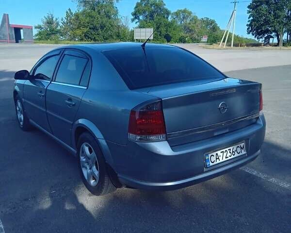 Серый Опель Вектра, объемом двигателя 2.2 л и пробегом 78 тыс. км за 8500 $, фото 3 на Automoto.ua