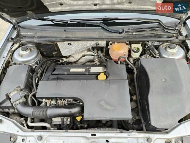 Серый Опель Вектра, объемом двигателя 2.2 л и пробегом 228 тыс. км за 7000 $, фото 14 на Automoto.ua