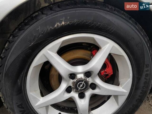 Серый Опель Вектра, объемом двигателя 2.2 л и пробегом 288 тыс. км за 4800 $, фото 16 на Automoto.ua