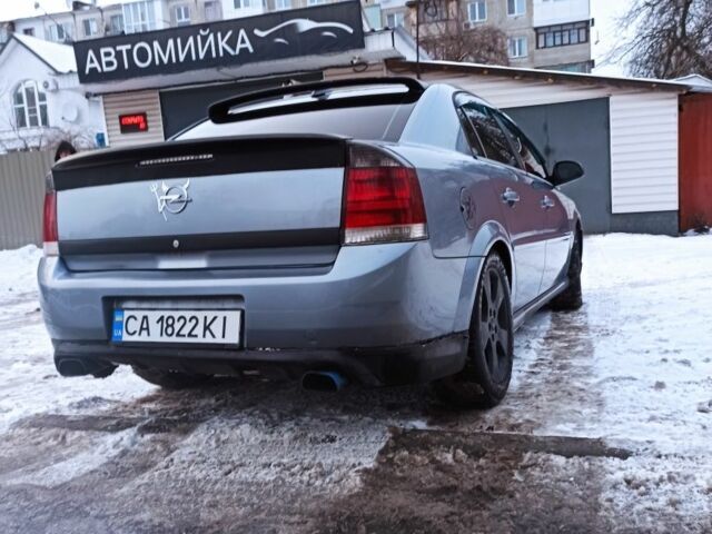 Серый Опель Вектра, объемом двигателя 2.8 л и пробегом 278 тыс. км за 7500 $, фото 1 на Automoto.ua