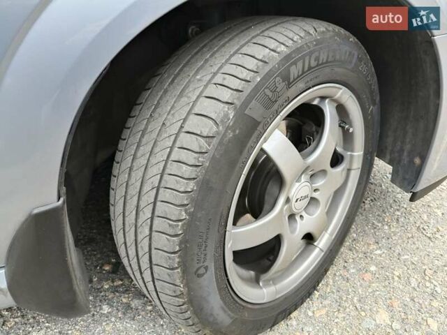 Серый Опель Вектра, объемом двигателя 2.2 л и пробегом 228 тыс. км за 7000 $, фото 7 на Automoto.ua