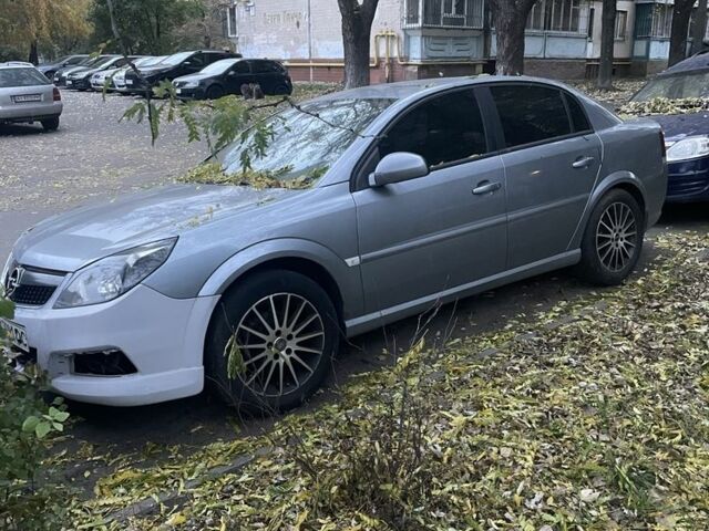 Опель Вектра 2008 в Киеве на Automoto.ua Серый Опель Вектра, объемом двигателя 2.2 л и пробегом 370 тыс. км за 3300 $, фото 1 на Automoto.ua