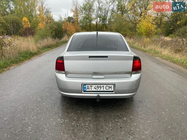 Сірий Опель Вектра, об'ємом двигуна 1.9 л та пробігом 360 тис. км за 3649 $, фото 6 на Automoto.ua