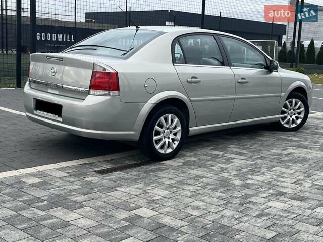 Серый Опель Вектра, объемом двигателя 2.2 л и пробегом 138 тыс. км за 6500 $, фото 5 на Automoto.ua