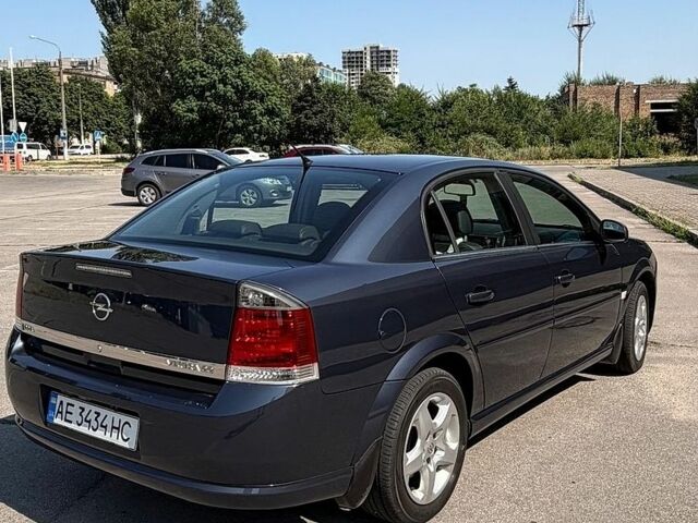 Серый Опель Вектра, объемом двигателя 2.2 л и пробегом 46 тыс. км за 9800 $, фото 26 на Automoto.ua
