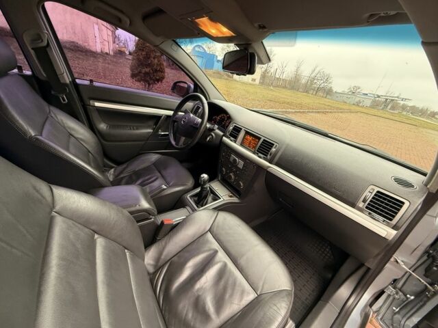 Серый Опель Вектра, объемом двигателя 2.2 л и пробегом 188 тыс. км за 5400 $, фото 14 на Automoto.ua