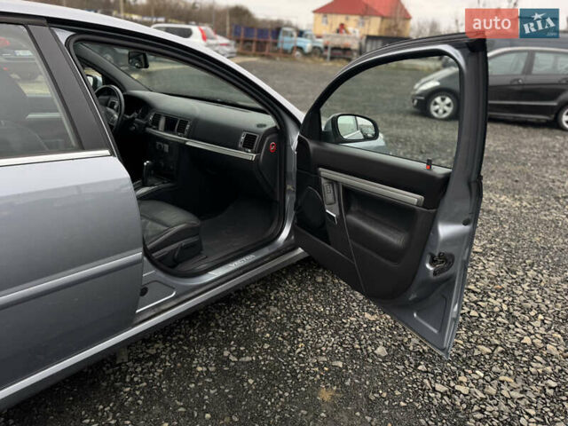 Серый Опель Вектра, объемом двигателя 2.2 л и пробегом 140 тыс. км за 6900 $, фото 23 на Automoto.ua