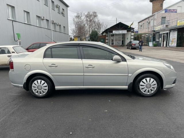 Сірий Опель Вектра, об'ємом двигуна 2.2 л та пробігом 220 тис. км за 4850 $, фото 5 на Automoto.ua