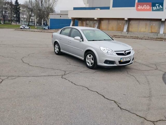 Серый Опель Вектра, объемом двигателя 2.2 л и пробегом 153 тыс. км за 5200 $, фото 2 на Automoto.ua