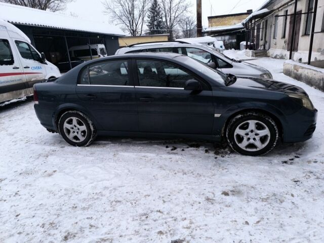 Серый Опель Вектра, объемом двигателя 2.2 л и пробегом 175 тыс. км за 5300 $, фото 12 на Automoto.ua