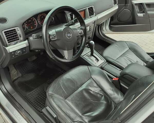 Опель Вектра 2008 в Умани на Automoto.ua Серый Опель Вектра, объемом двигателя 2.2 л и пробегом 240 тыс. км за 5500 $, фото 5 на Automoto.ua