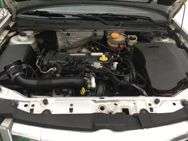 Сірий Опель Вектра, об'ємом двигуна 2.2 л та пробігом 275 тис. км за 4700 $, фото 6 на Automoto.ua