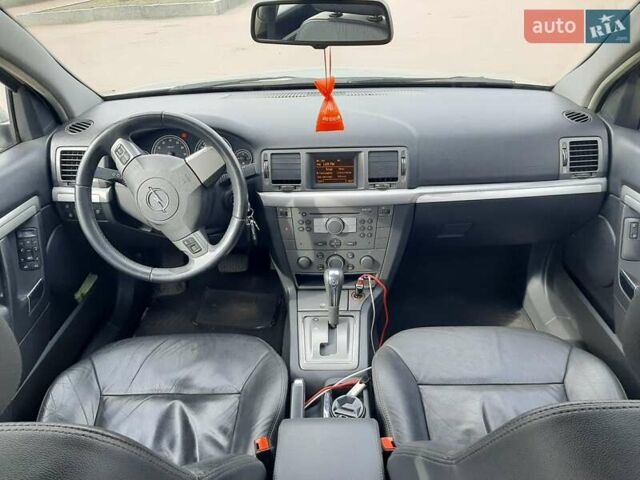 Серый Опель Вектра, объемом двигателя 2.2 л и пробегом 299 тыс. км за 6250 $, фото 20 на Automoto.ua