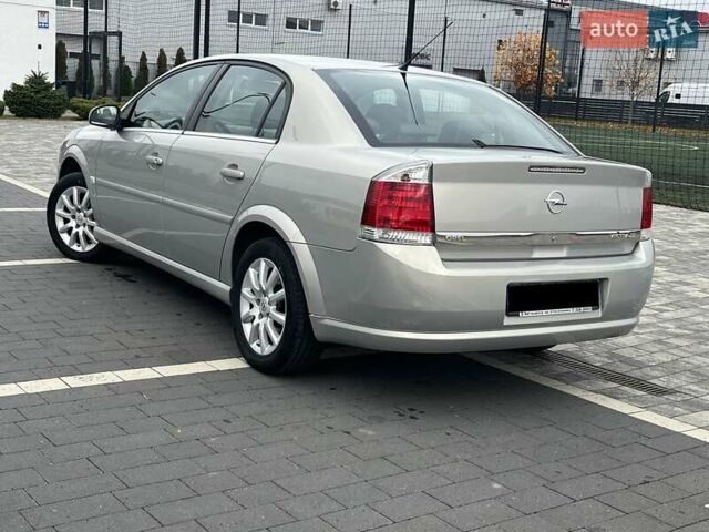 Серый Опель Вектра, объемом двигателя 2.2 л и пробегом 138 тыс. км за 6500 $, фото 12 на Automoto.ua