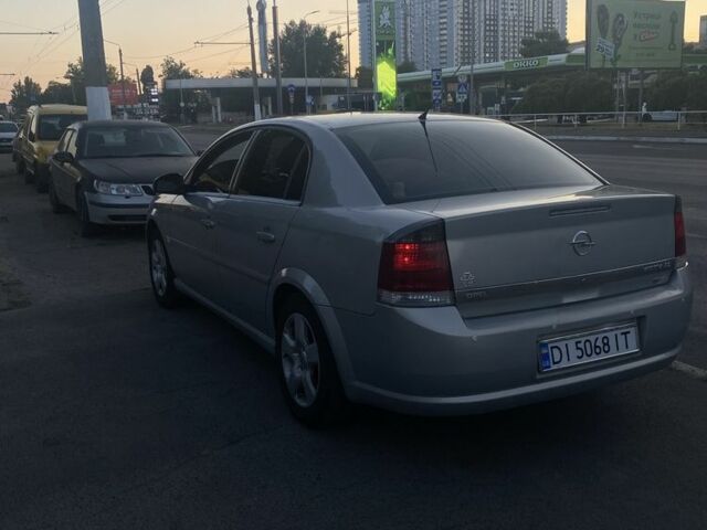 Сірий Опель Вектра, об'ємом двигуна 2.2 л та пробігом 300 тис. км за 6100 $, фото 3 на Automoto.ua