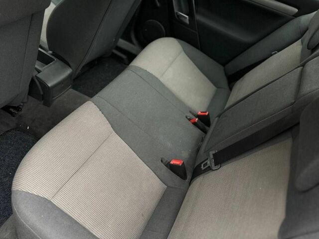 Серый Опель Вектра, объемом двигателя 0 л и пробегом 251 тыс. км за 1550 $, фото 3 на Automoto.ua