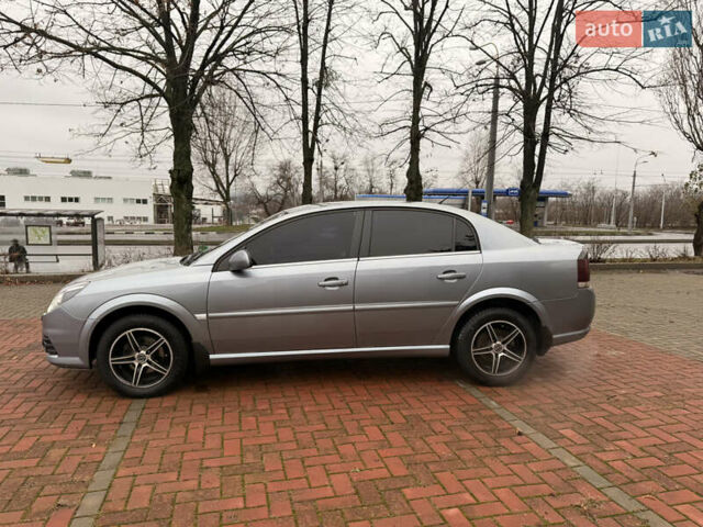 Сірий Опель Вектра, об'ємом двигуна 2.2 л та пробігом 188 тис. км за 5300 $, фото 3 на Automoto.ua