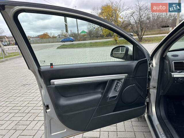 Сірий Опель Вектра, об'ємом двигуна 2.2 л та пробігом 232 тис. км за 4350 $, фото 9 на Automoto.ua