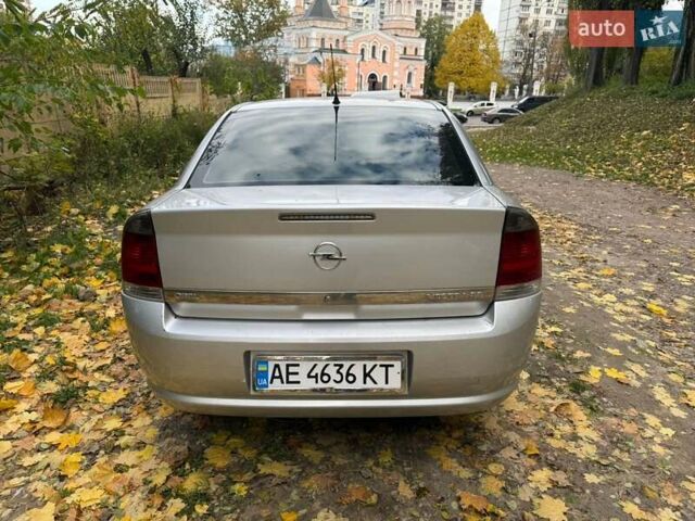 Опель Вектра 2008 в Киеве на Automoto.ua Серый Опель Вектра, объемом двигателя 2.2 л и пробегом 218 тыс. км за 6500 $, фото 11 на Automoto.ua