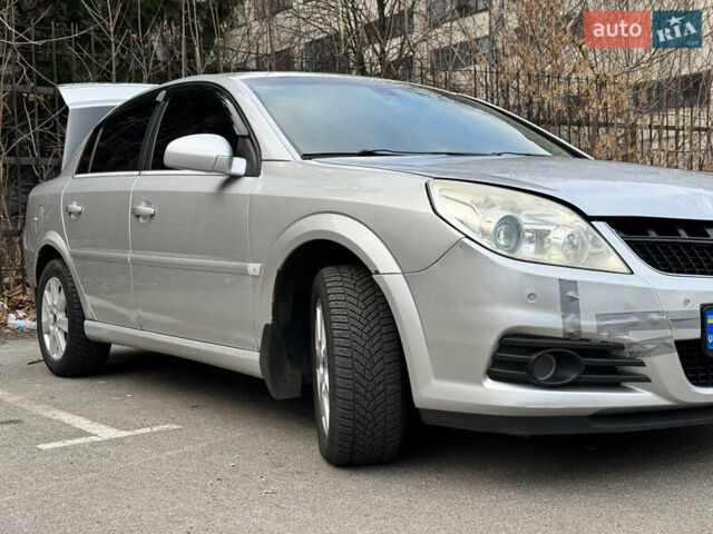Сірий Опель Вектра, об'ємом двигуна 2.2 л та пробігом 279 тис. км за 4599 $, фото 2 на Automoto.ua