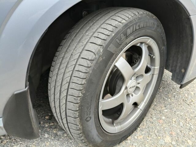 Сірий Опель Вектра, об'ємом двигуна 2.2 л та пробігом 228 тис. км за 7000 $, фото 7 на Automoto.ua