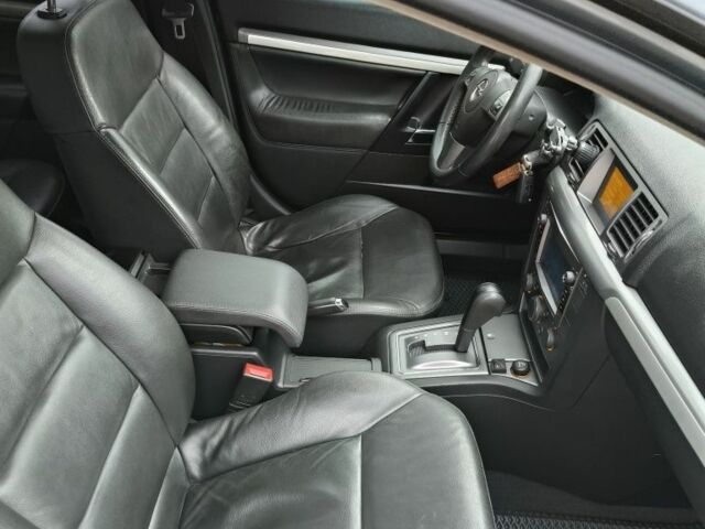 Сірий Опель Вектра, об'ємом двигуна 2.2 л та пробігом 228 тис. км за 7000 $, фото 4 на Automoto.ua