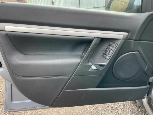 Серый Опель Вектра, объемом двигателя 2.2 л и пробегом 215 тыс. км за 3290 $, фото 16 на Automoto.ua