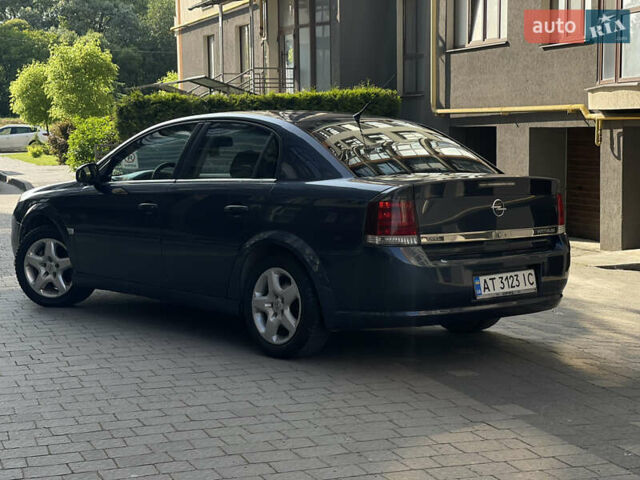 Опель Вектра 2008 в Ивано-Франковске на Automoto.ua Серый Опель Вектра, объемом двигателя 2.2 л и пробегом 160 тыс. км за 5900 $, фото 4 на Automoto.ua