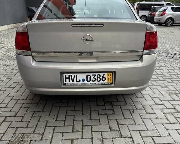 Серый Опель Вектра, объемом двигателя 1.6 л и пробегом 180 тыс. км за 6300 $, фото 6 на Automoto.ua