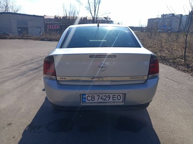Сірий Опель Вектра, об'ємом двигуна 2.2 л та пробігом 257 тис. км за 5600 $, фото 3 на Automoto.ua