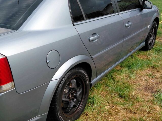 Серый Опель Вектра, объемом двигателя 2.2 л и пробегом 294 тыс. км за 4500 $, фото 4 на Automoto.ua