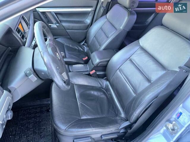 Сірий Опель Вектра, об'ємом двигуна 2.2 л та пробігом 188 тис. км за 4900 $, фото 8 на Automoto.ua