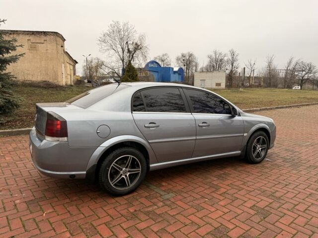 Серый Опель Вектра, объемом двигателя 2.2 л и пробегом 188 тыс. км за 5400 $, фото 5 на Automoto.ua