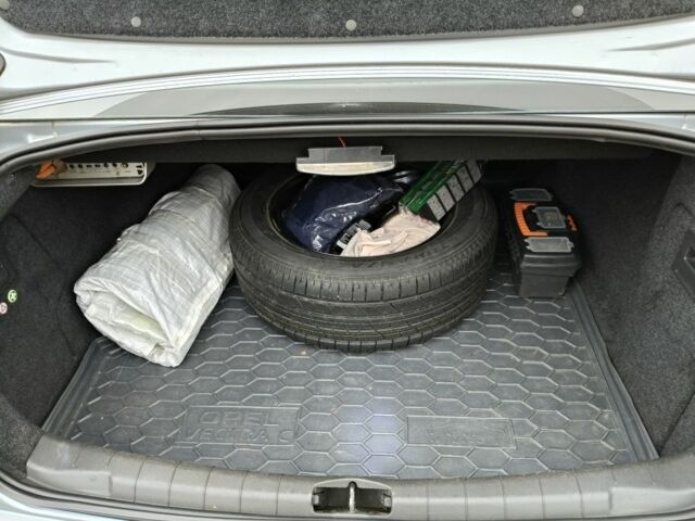 Сірий Опель Вектра, об'ємом двигуна 2.2 л та пробігом 228 тис. км за 7000 $, фото 6 на Automoto.ua