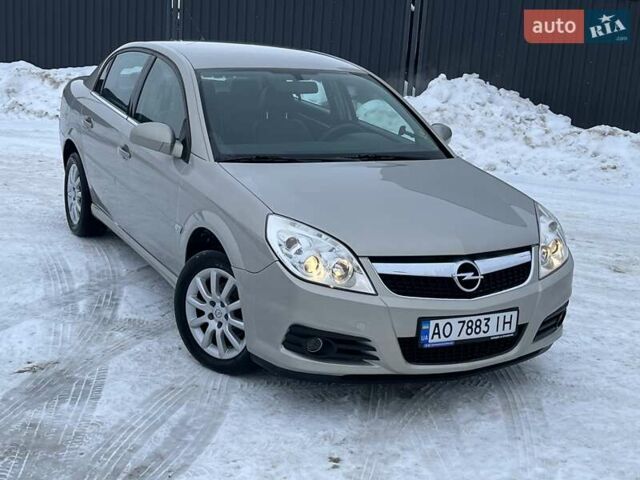 Серый Опель Вектра, объемом двигателя 2.2 л и пробегом 138 тыс. км за 6100 $, фото 5 на Automoto.ua