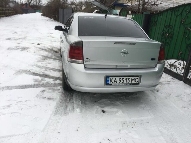 Сірий Опель Вектра, об'ємом двигуна 2.2 л та пробігом 275 тис. км за 4700 $, фото 1 на Automoto.ua