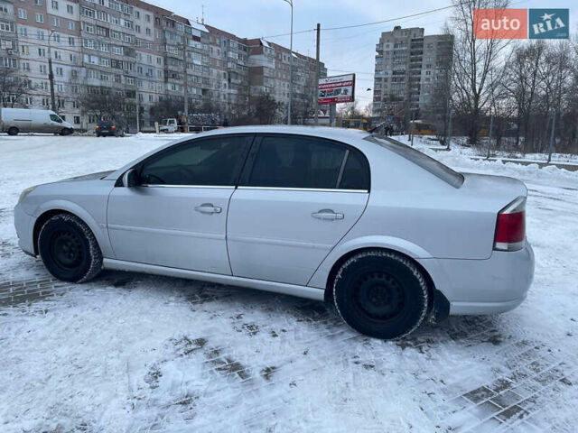 Серый Опель Вектра, объемом двигателя 2.2 л и пробегом 225 тыс. км за 3500 $, фото 1 на Automoto.ua