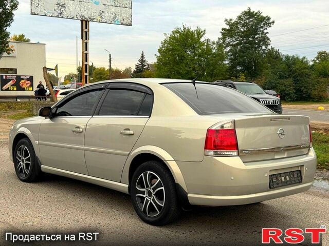 Сірий Опель Вектра, об'ємом двигуна 2.2 л та пробігом 200 тис. км за 6250 $, фото 4 на Automoto.ua