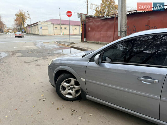 Серый Опель Вектра, объемом двигателя 2.2 л и пробегом 218 тыс. км за 6000 $, фото 3 на Automoto.ua