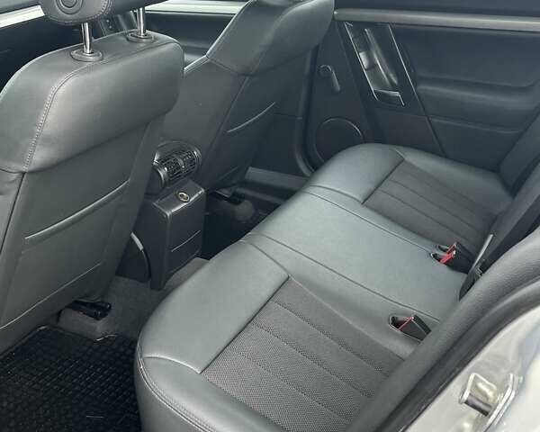 Сірий Опель Вектра, об'ємом двигуна 2.2 л та пробігом 138 тис. км за 6500 $, фото 31 на Automoto.ua