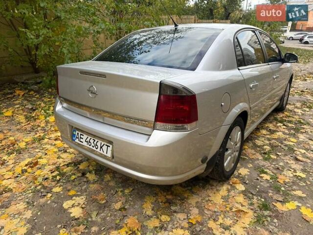 Опель Вектра 2008 в Киеве на Automoto.ua Серый Опель Вектра, объемом двигателя 2.2 л и пробегом 218 тыс. км за 6500 $, фото 1 на Automoto.ua
