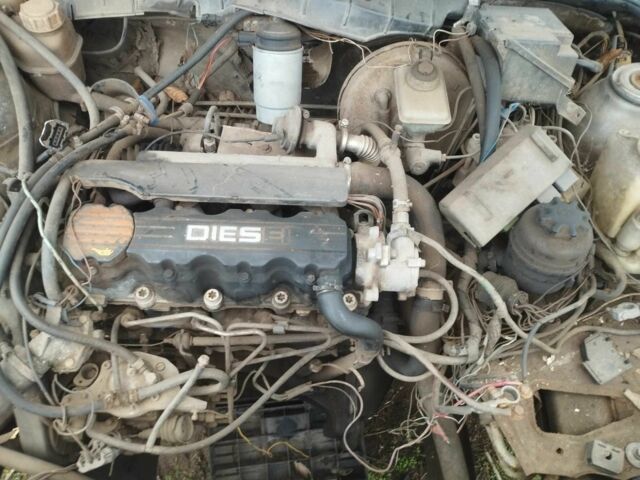 Серый Опель Вектра, объемом двигателя 0 л и пробегом 500 тыс. км за 300 $, фото 7 на Automoto.ua