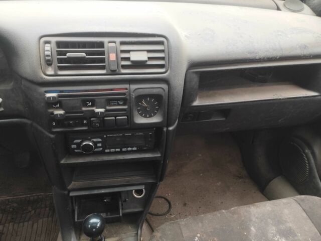 Серый Опель Вектра, объемом двигателя 0 л и пробегом 500 тыс. км за 300 $, фото 4 на Automoto.ua