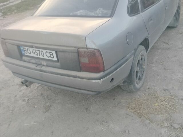 Серый Опель Вектра, объемом двигателя 2 л и пробегом 1000 тыс. км за 1000 $, фото 5 на Automoto.ua