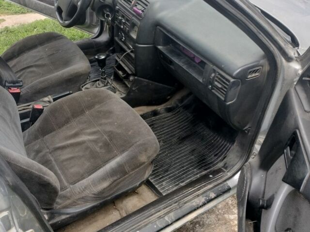 Серый Опель Вектра, объемом двигателя 2 л и пробегом 200 тыс. км за 1500 $, фото 3 на Automoto.ua