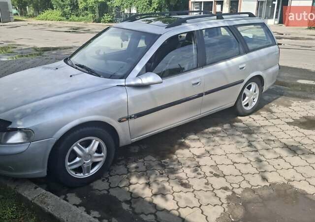 Сірий Опель Вектра, об'ємом двигуна 2 л та пробігом 299 тис. км за 1500 $, фото 1 на Automoto.ua