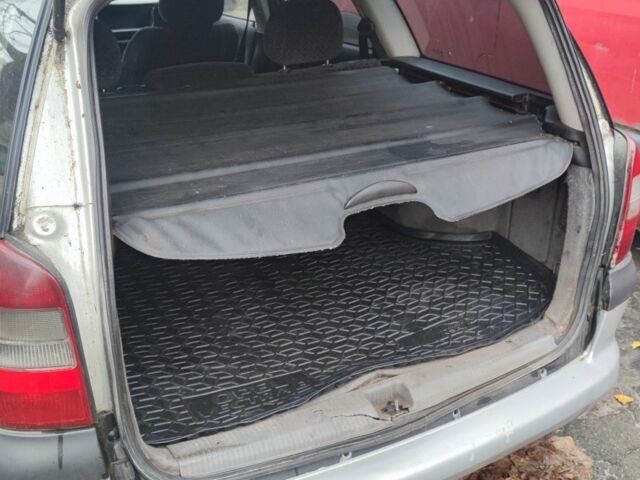 Сірий Опель Вектра, об'ємом двигуна 2 л та пробігом 470 тис. км за 1200 $, фото 15 на Automoto.ua