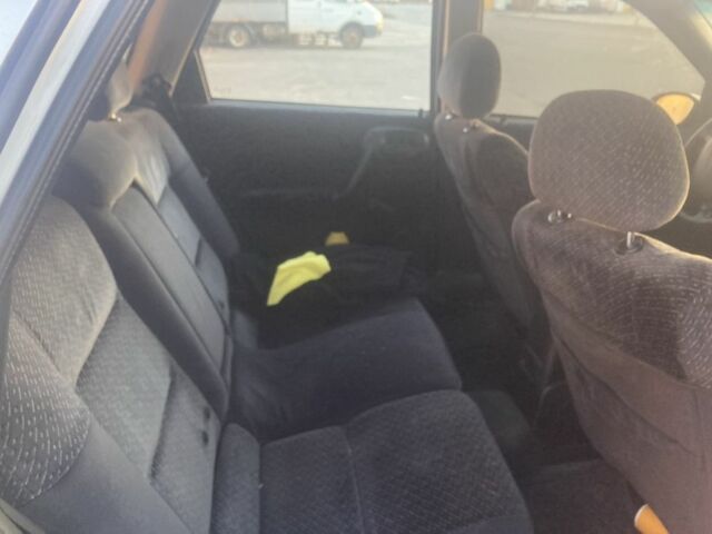 Серый Опель Вектра, объемом двигателя 2 л и пробегом 1000 тыс. км за 1500 $, фото 7 на Automoto.ua