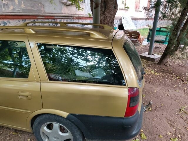 Серый Опель Вектра, объемом двигателя 1.8 л и пробегом 305 тыс. км за 500 $, фото 7 на Automoto.ua